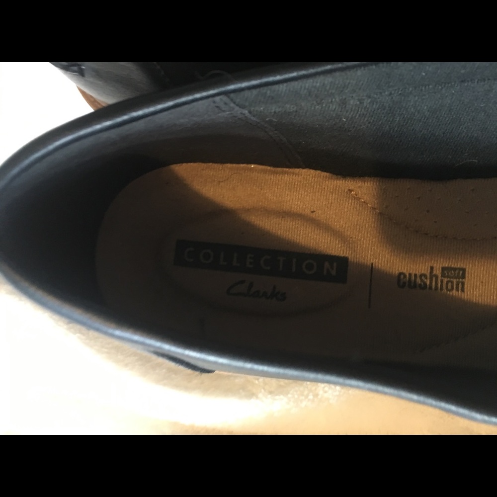 Clarks size 9 - Picture 5 of 5